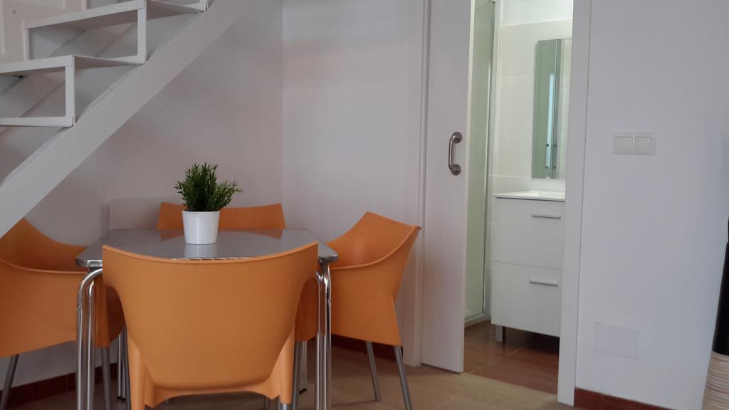 Malaga Centro Apartamentos المظهر الخارجي الصورة