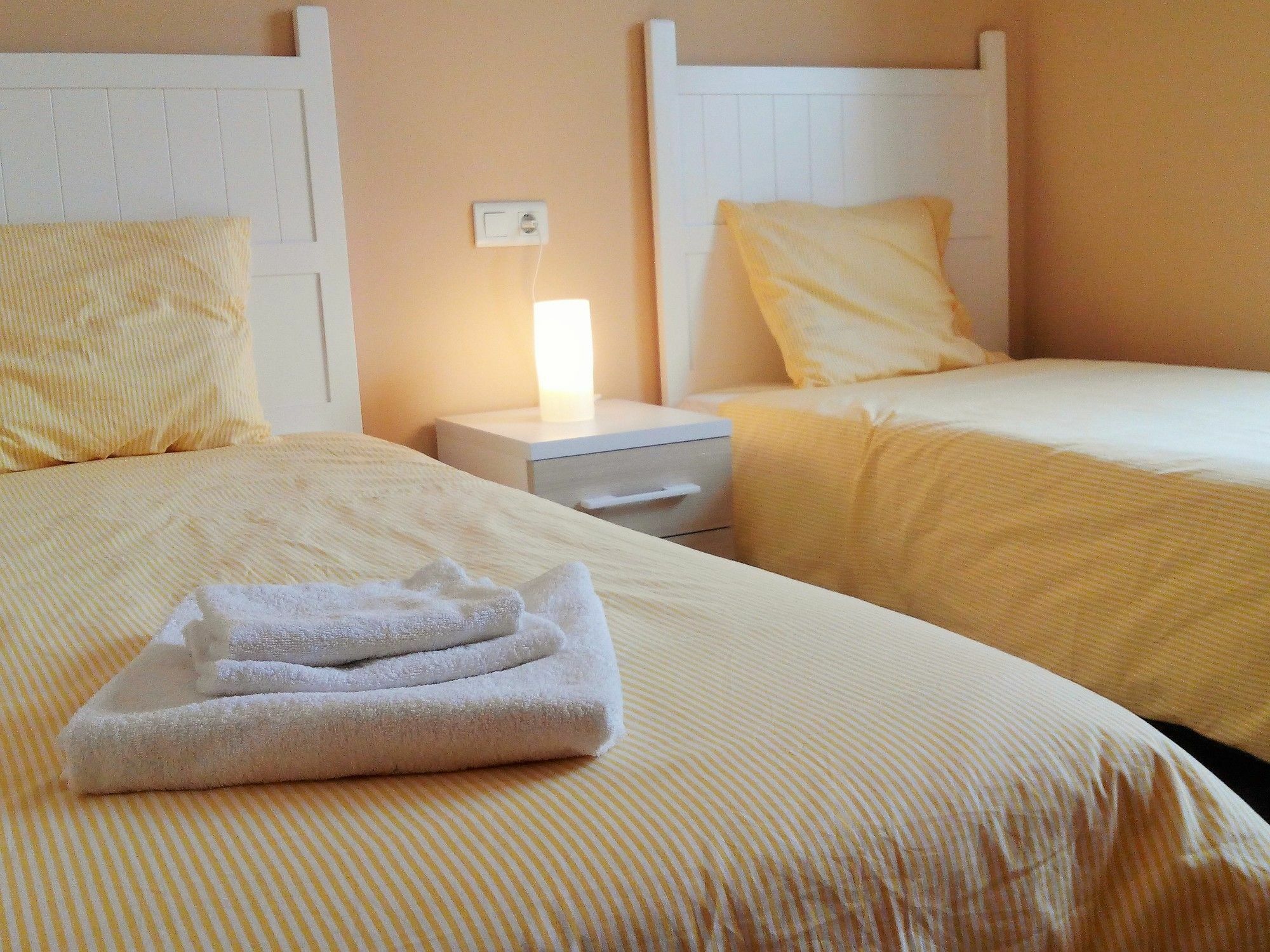 Malaga Centro Apartamentos المظهر الخارجي الصورة