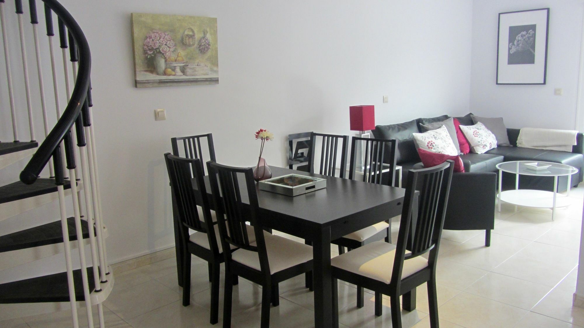 Malaga Centro Apartamentos المظهر الخارجي الصورة