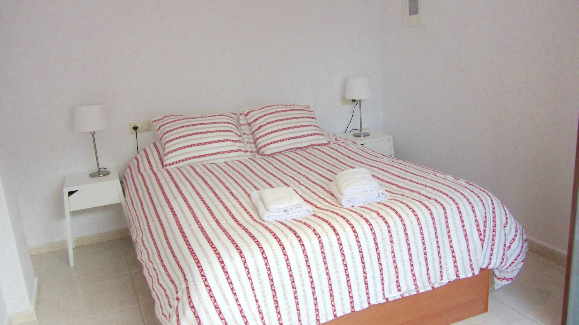 Malaga Centro Apartamentos المظهر الخارجي الصورة